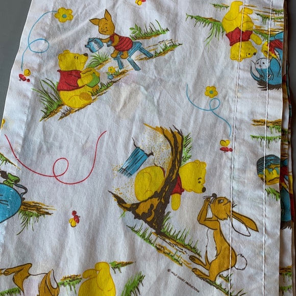 Winnie the Pooh Valance 80” by 11.5” Sears Vintage Curtain Curtain - Picture 1 of 8